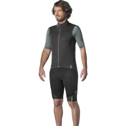 Mavic Mistral Vest - Black -Mavic Bike Deals Store 359214 02 d 772947