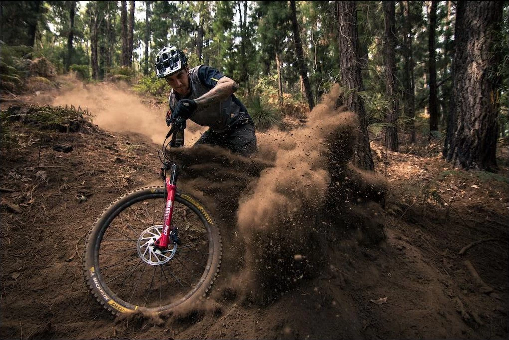 Pair Of Wheels 2019 Mavic Deemax Pro 27.5 '' | Boost 15x110-12x148mm | Limited Edition Sam Hill 6 Pair Of Wheels 2019 Mavic Deemax Pro 27.5 '' | Boost 15x110-12x148mm | Limited Edition Sam Hill - Image 6