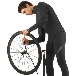 Mavic Mistral Jacket - Black -Mavic Bike Deals Store mavic mistral jacket black 2 1310744