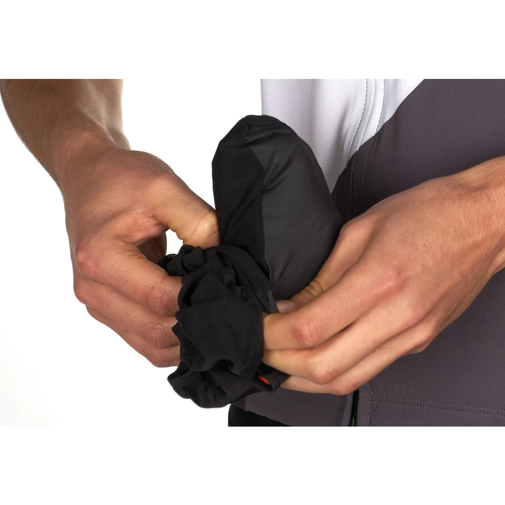 Mavic Sirocco Cycling Vest - Black 8 Mavic Sirocco Cycling Vest - Black - Image 8